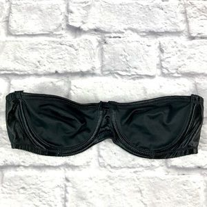 Second Skin Victoria’s Secret Strapless Demi Bra,‎ Size 32B